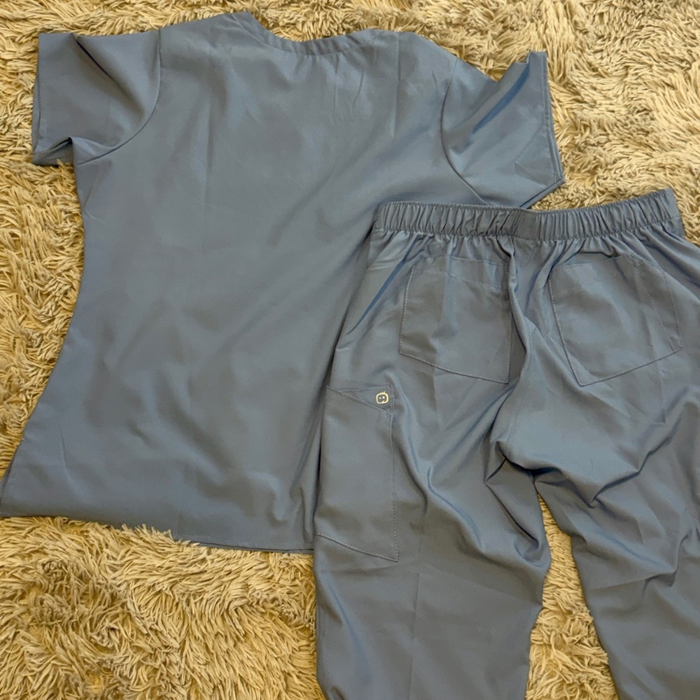 WonderWink Women's Modern Fit Scrub Set. Size Medium Ceil Blue - Picture 4 of 4